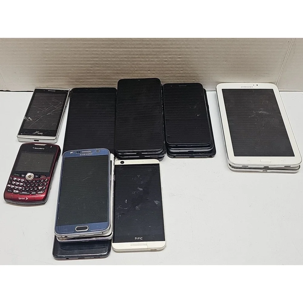 Lot of 15 Mixed Model Android Smartphones for Parts